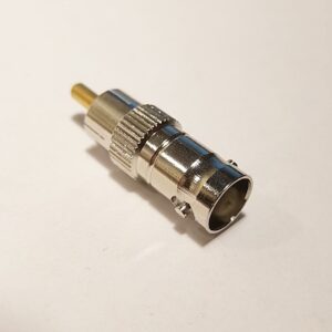 BNC dugó adapter – BNC aljzat/RCA dugó