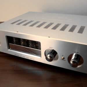 1 - YUNGS VK-2100 hibrid csöves sztereó erősítő - demo